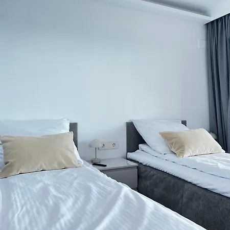 Posidona Punta Prima Apartamento *